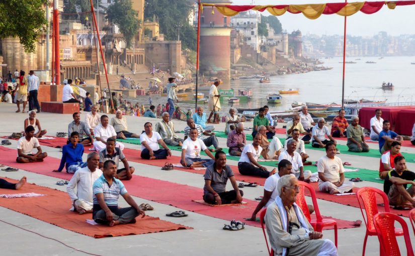 Varanasi und Yoga am Ganges
